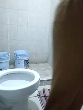 Flaquito pitudo online show from 20, 1, 2025