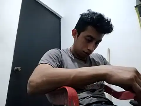 Flaquito pitudo online show from 12, 3, 2025