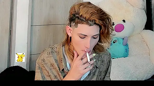 Snapshot of honey_skin chatting on 1, 1, 2025 honey skin online show from 1, 1, 2025