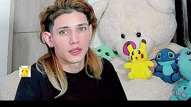 Snapshot of honey_skin chatting on 11, 1, 2025 honey skin online show from 11, 1, 2025