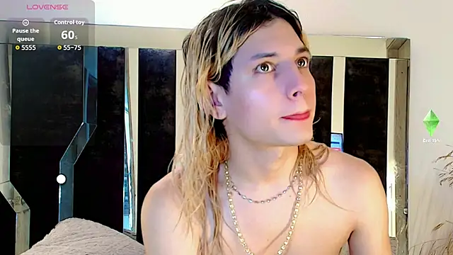 Snapshot of honey_skin chatting on 19, 11, 2025 honey skin online show from 19, 11, 2025