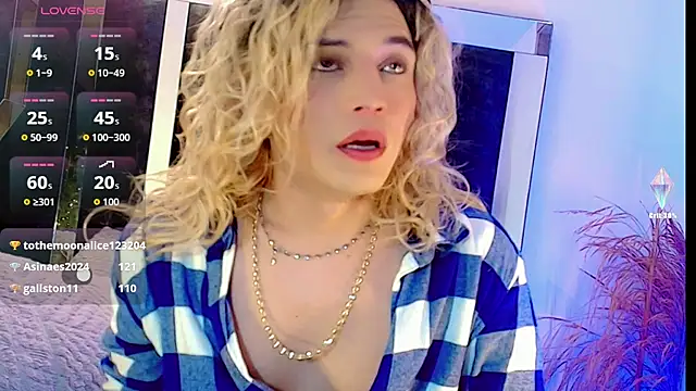 Snapshot of honey_skin chatting on 29, 11, 2025 honey skin online show from 29, 11, 2025