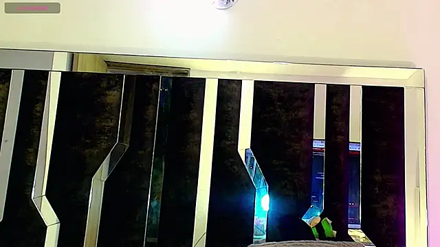 honey skin online show from 29, 3, 2026