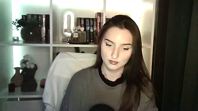 X Alisa online show from 13, 4, 2026