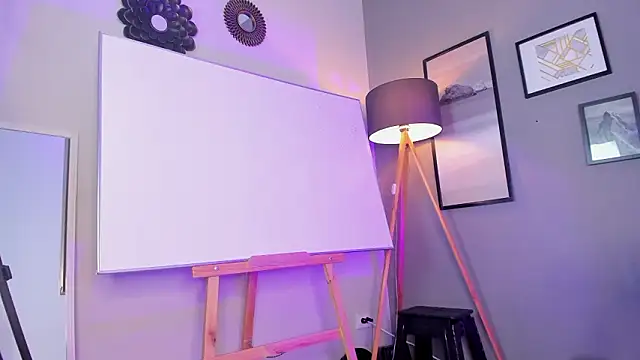 Snapshot of helenaduque_ chatting on 18, 1, 2026 helenaduque online show from 18, 1, 2026