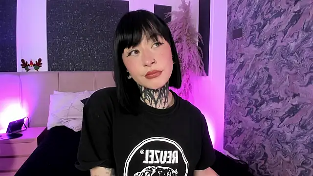 Scolw online show from 5, 12, 2025