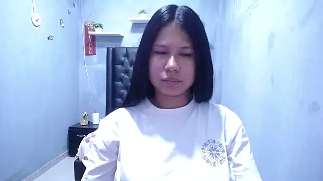 Letty Plugxo online show from 19, 5, 2026