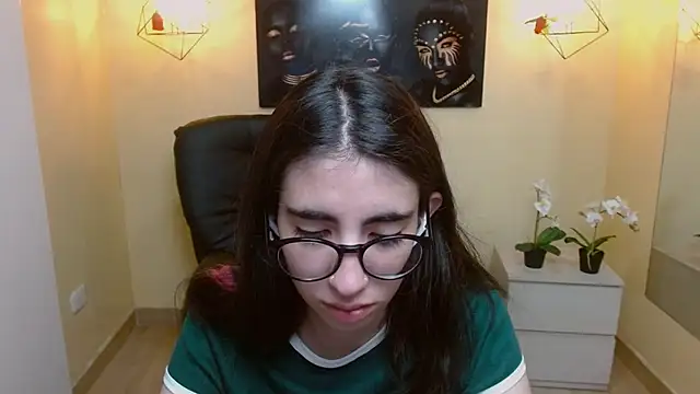 LenaRoses online show from 8, 1, 2025