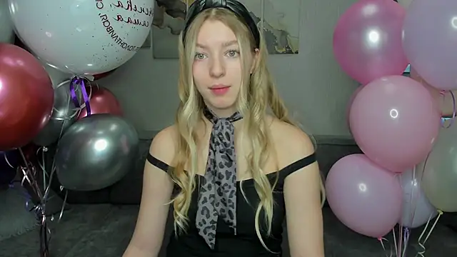 Snapshot of Drive-Crazy- chatting on 24, 11, 2025 Drive-Crazy- online show from 24, 11, 2025