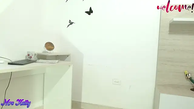 Snapshot of mrskatty chatting on 28, 2, 2025 mrskatty online show from 28, 2, 2025