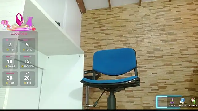 Snapshot of mrskatty chatting on 10, 9, 2025 mrskatty online show from 10, 9, 2025