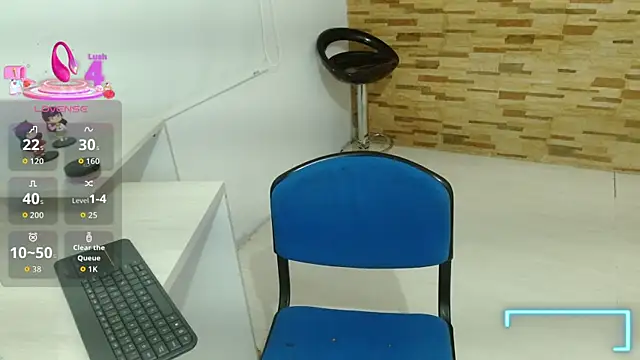 Snapshot of mrskatty chatting on 4, 10, 2025 mrskatty online show from 4, 10, 2025