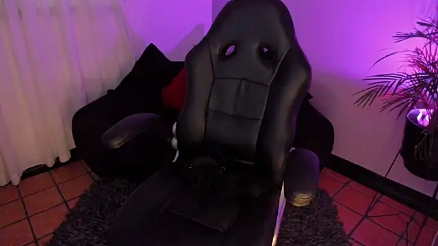 michele watson online show from 26, 2, 2025