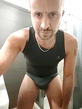 Snapshot of gilera250s chatting on 2, 12, 2025 gilera250s online show from 2, 12, 2025