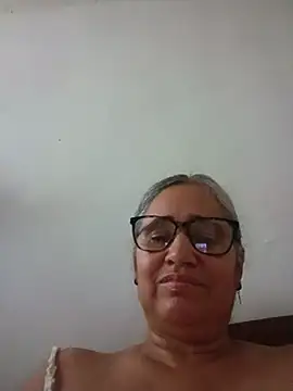 Snapshot of _candi chatting on 4, 6, 2026 candi online show from 4, 6, 2026