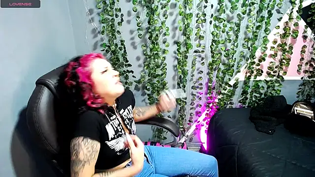 Snapshot of Alaska_atm chatting on 25, 1, 2025 Alaska atm online show from 25, 1, 2025