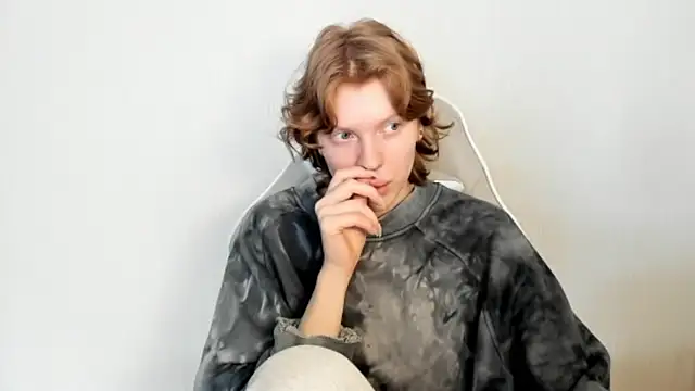 StellaDavis online show from 28, 2, 2026