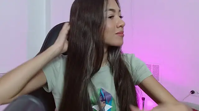 Snapshot of hantonella_ chatting on 25, 11, 2025 hantonella online show from 25, 11, 2025