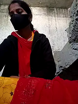 Snapshot of Anushka_Ji chatting on 11, 11, 2025 Anushka Ji online show from 11, 11, 2025