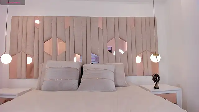 im giselle  online show from 24, 2, 2026