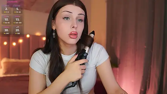 Snapshot of Lala_Land_ chatting on 6, 2, 2025 Lala Land online show from 6, 2, 2025