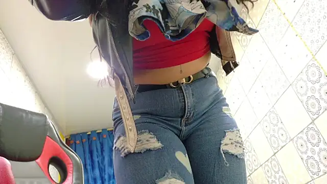 Snapshot of Lina23_ chatting on 16, 10, 2025 Lina23 online show from 16, 10, 2025