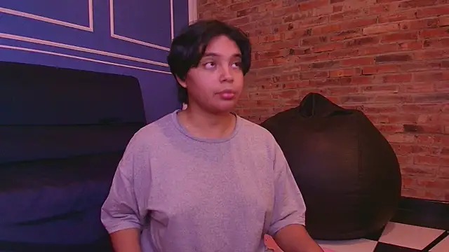 Snapshot of Emmapark_ chatting on 3, 11, 2025 Emmapark online show from 3, 11, 2025