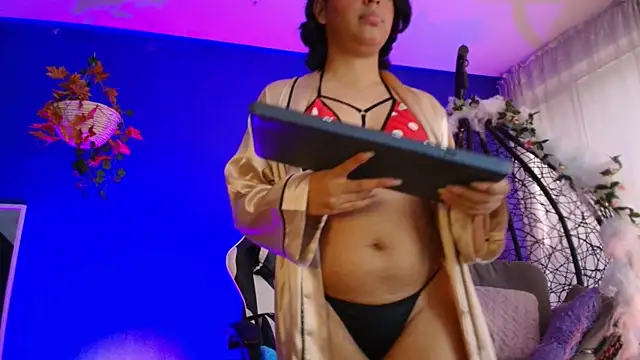 Emmapark  online show from 8, 4, 2026