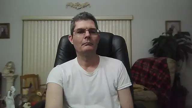 Snapshot of Copfiremen4566 chatting on 9, 2, 2026 Copfiremen4566 online show from 9, 2, 2026