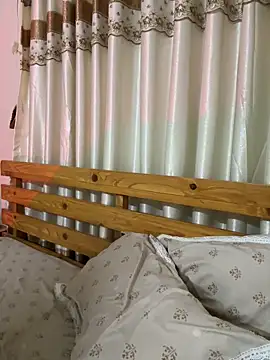 Jen jennyy1 online show from 15, 4, 2026