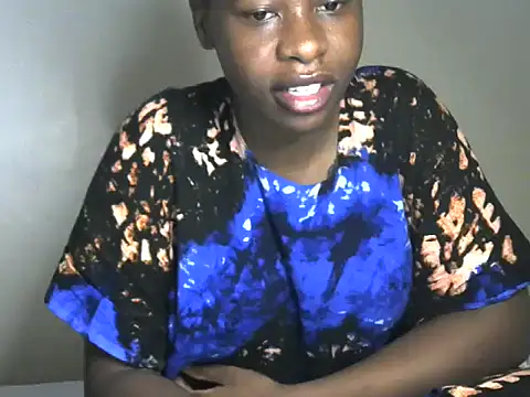 Snapshot of Novah_ chatting on 14, 12, 2025 Novah online show from 14, 12, 2025