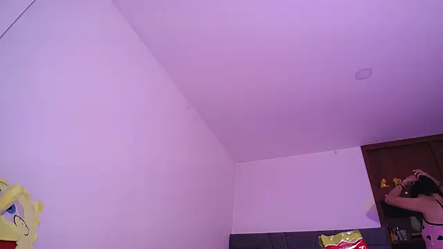 Snapshot of Yinn_Silver chatting on 9, 1, 2025 Yinn Silver online show from 9, 1, 2025