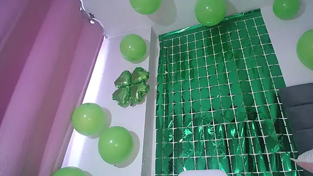 Snapshot of Yinn_Silver chatting on 18, 3, 2025 Yinn Silver online show from 18, 3, 2025