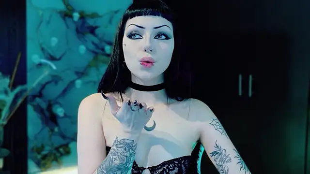 Madison Jackson online show from 3, 12, 2025