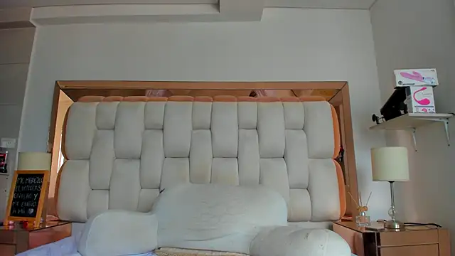 emilyparkerr01 online show from 15, 3, 2025