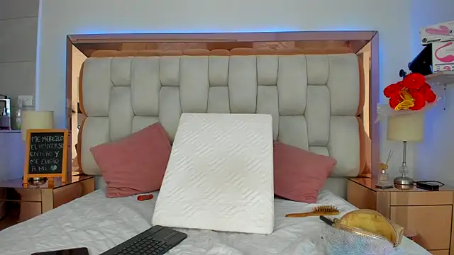 emilyparkerr01 online show from 23, 10, 2025