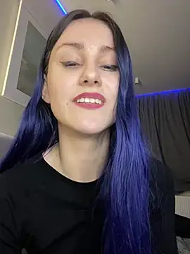 Erotic Synth Goddess online show from 30, 12, 2024