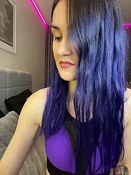 Erotic Synth Goddess online show from 5, 1, 2025