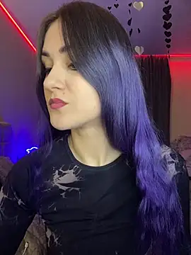 Erotic Synth Goddess online show from 21, 2, 2025