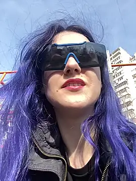 Erotic Synth Goddess online show from 14, 3, 2025