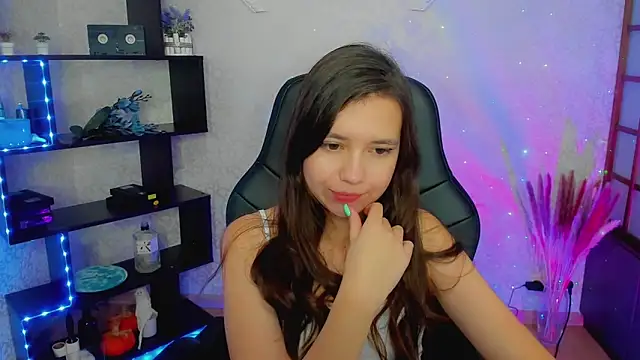 Snapshot of Lina_Brownie chatting on 28, 12, 2024 Lina Brownie online show from 28, 12, 2024