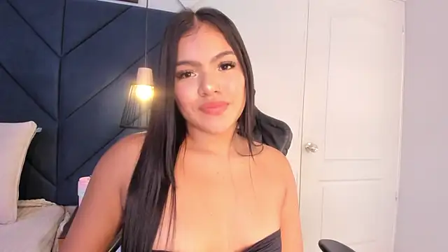 Snapshot of sarita_hills chatting on 31, 12, 2024 sarita hills online show from 31, 12, 2024