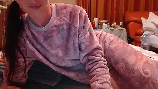 LovelyAndraGirl online show from 27, 9, 2025