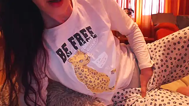 LovelyAndraGirl online show from 18, 3, 2026