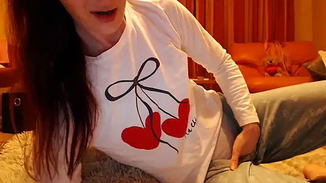 LovelyAndraGirl online show from 9, 7, 2026
