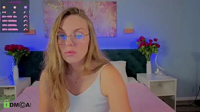 Kelly Hardy online show from 11, 9, 2025