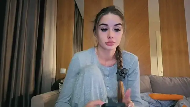 Snapshot of your_bunnygirl chatting on 2, 10, 2025 your bunnygirl online show from 2, 10, 2025