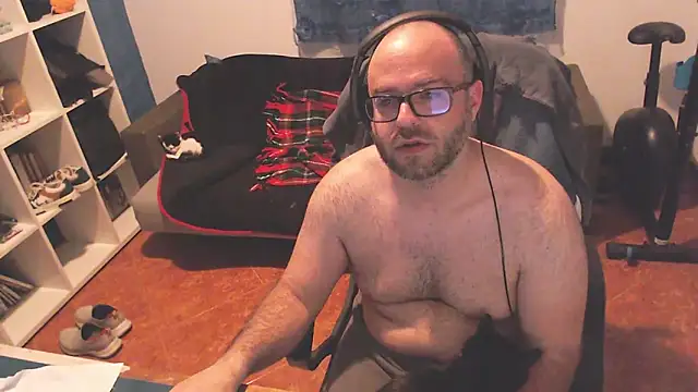 ravingr4d4 online show from 4, 3, 2025