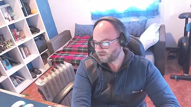 ravingr4d4 online show from 4, 3, 2025