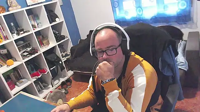 ravingr4d4 online show from 2, 11, 2025